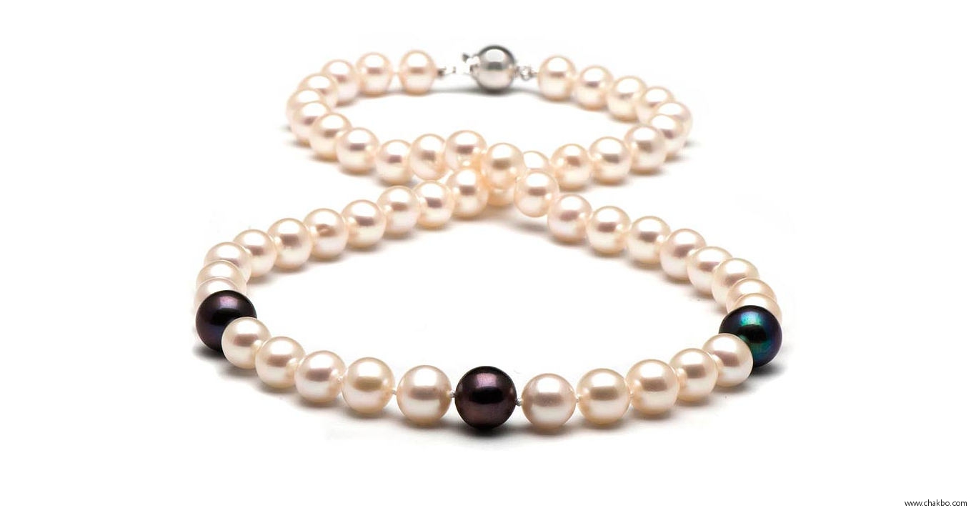 FR0708-Black &White Freshwater Pearl Necklace: 7.0-8.0mm